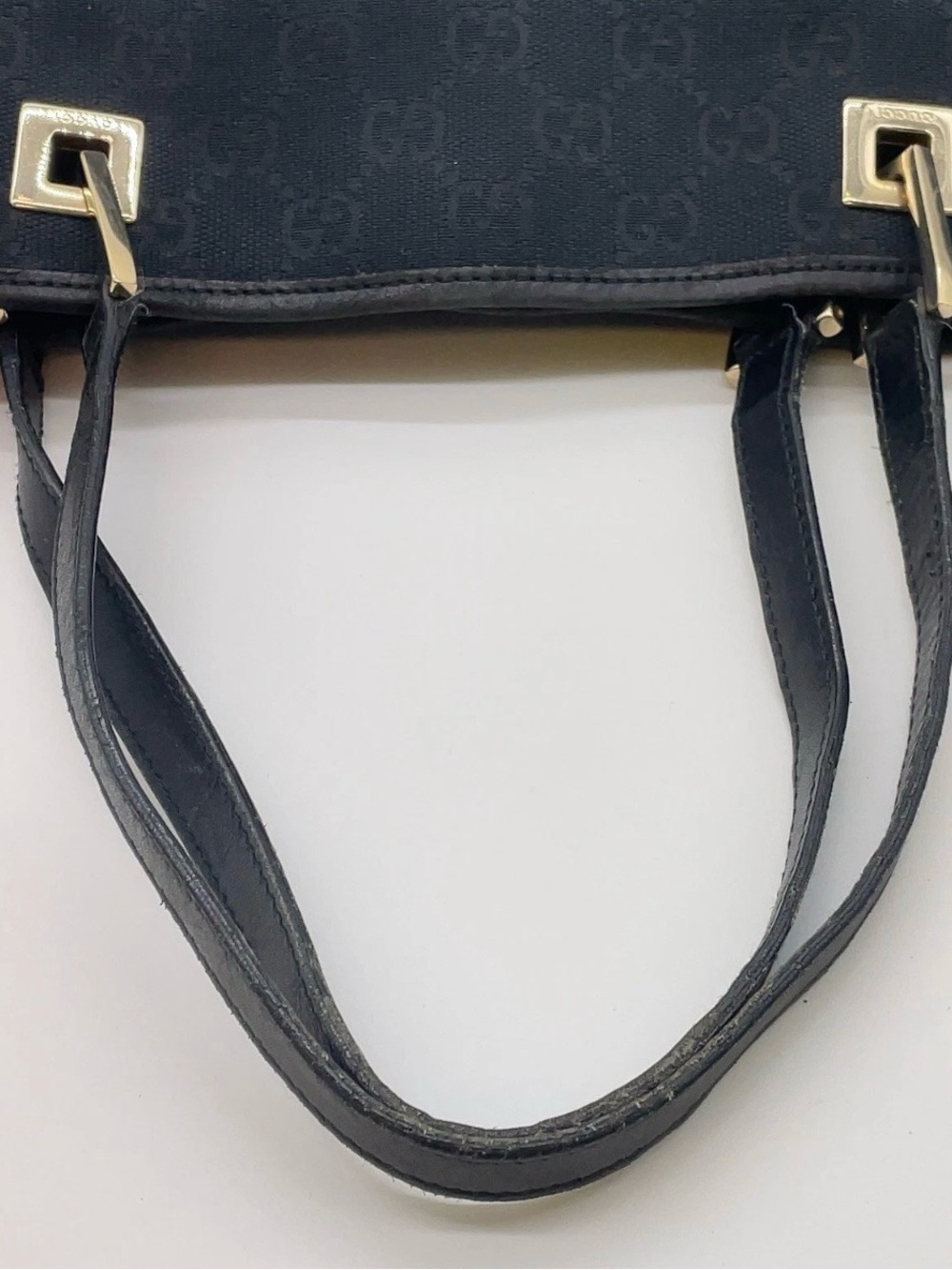 Gucci GG Canvas Leather Black Tote
Shoulder Bag - Picture 5 of 10